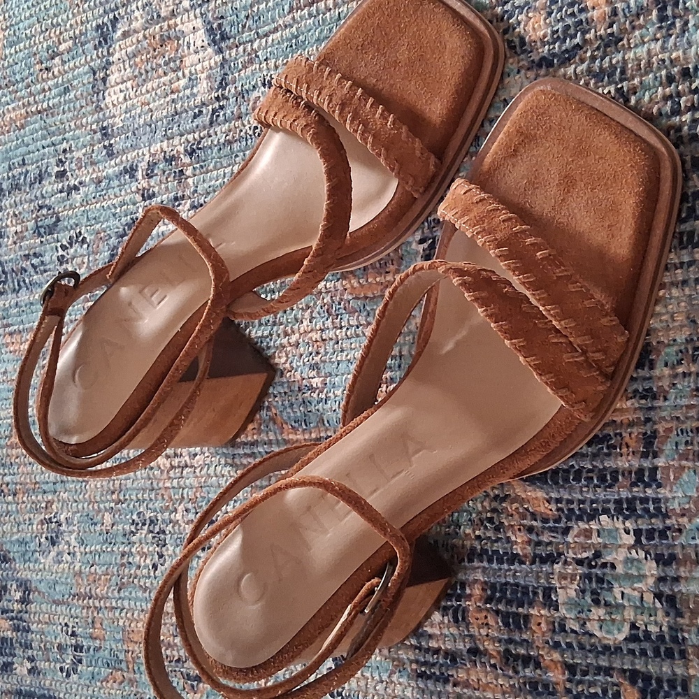 Tan Suede Block Heel Sandals with Fringed Straps